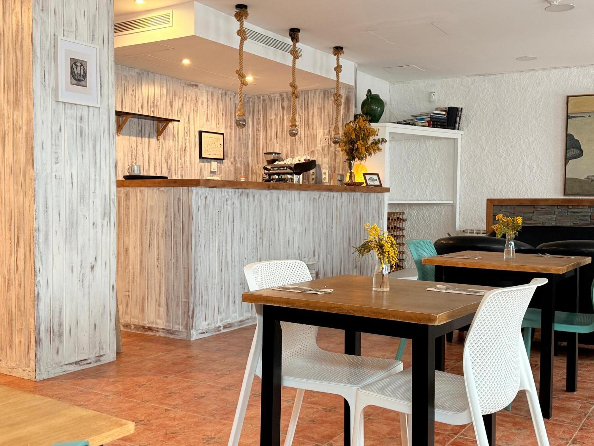 La Fonda Bed & Breakfast Cadaques Bagian luar foto