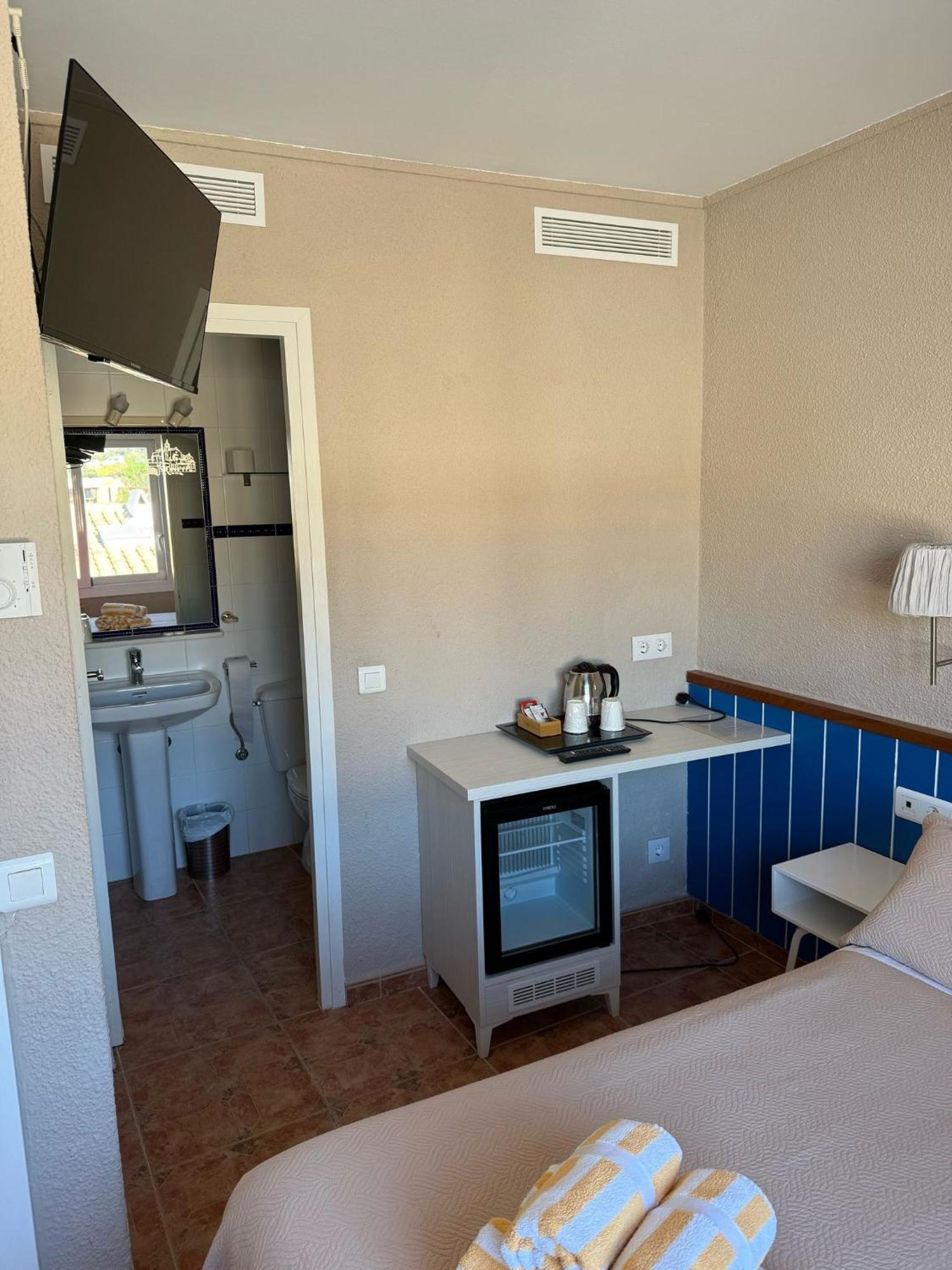 La Fonda Bed & Breakfast Cadaques Bagian luar foto