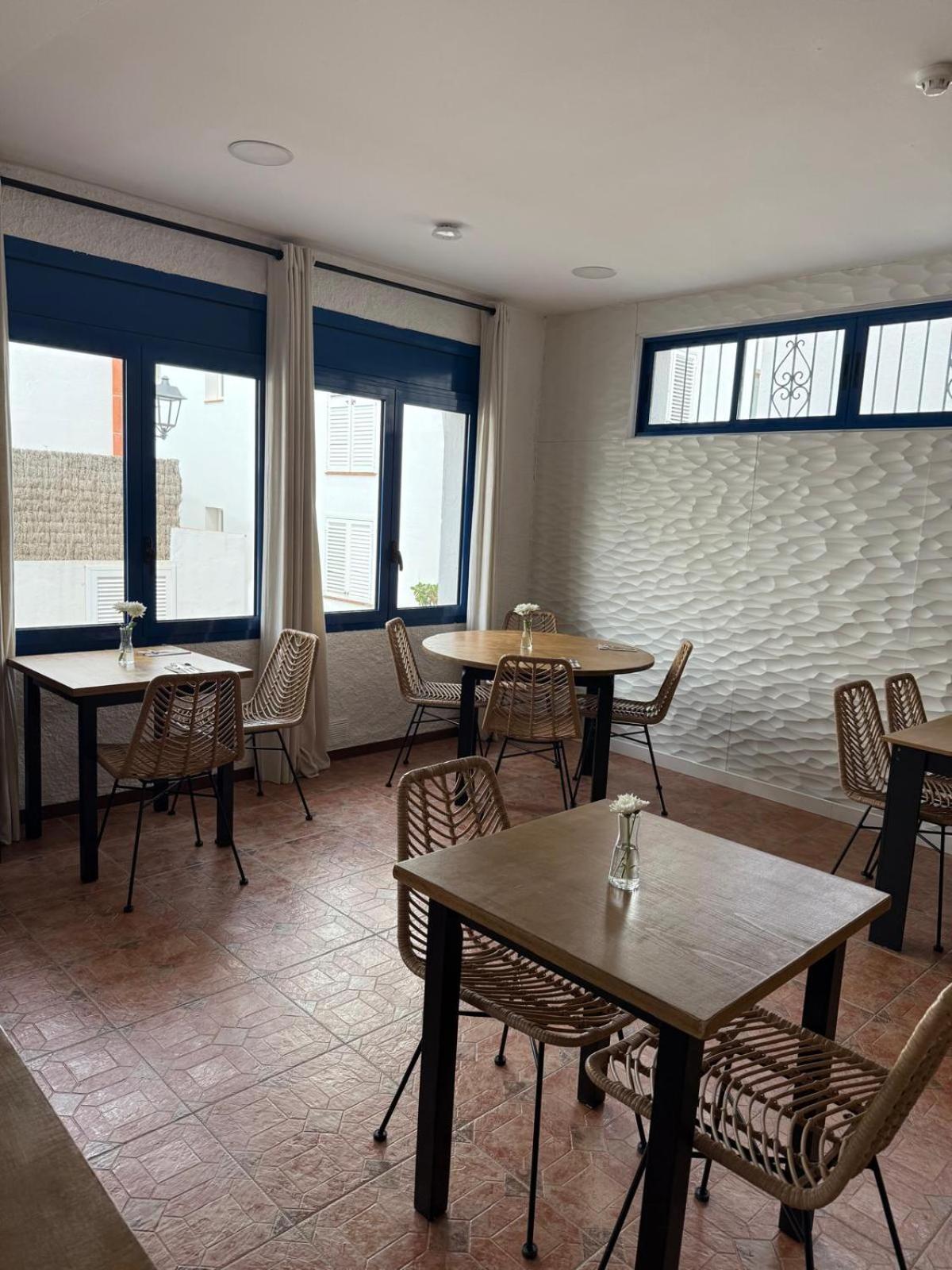 La Fonda Bed & Breakfast Cadaques Bagian luar foto