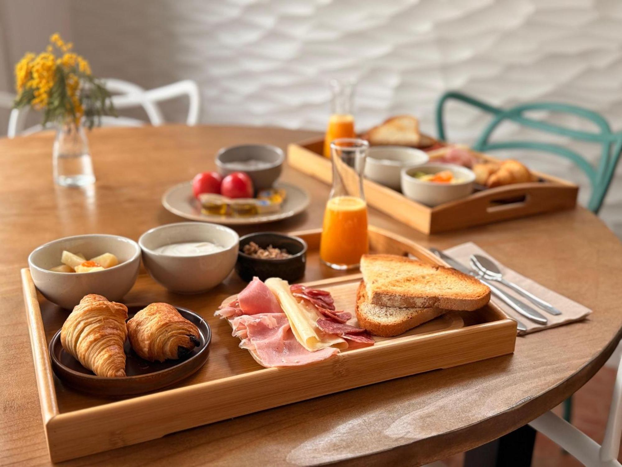 La Fonda Bed & Breakfast Cadaques Bagian luar foto