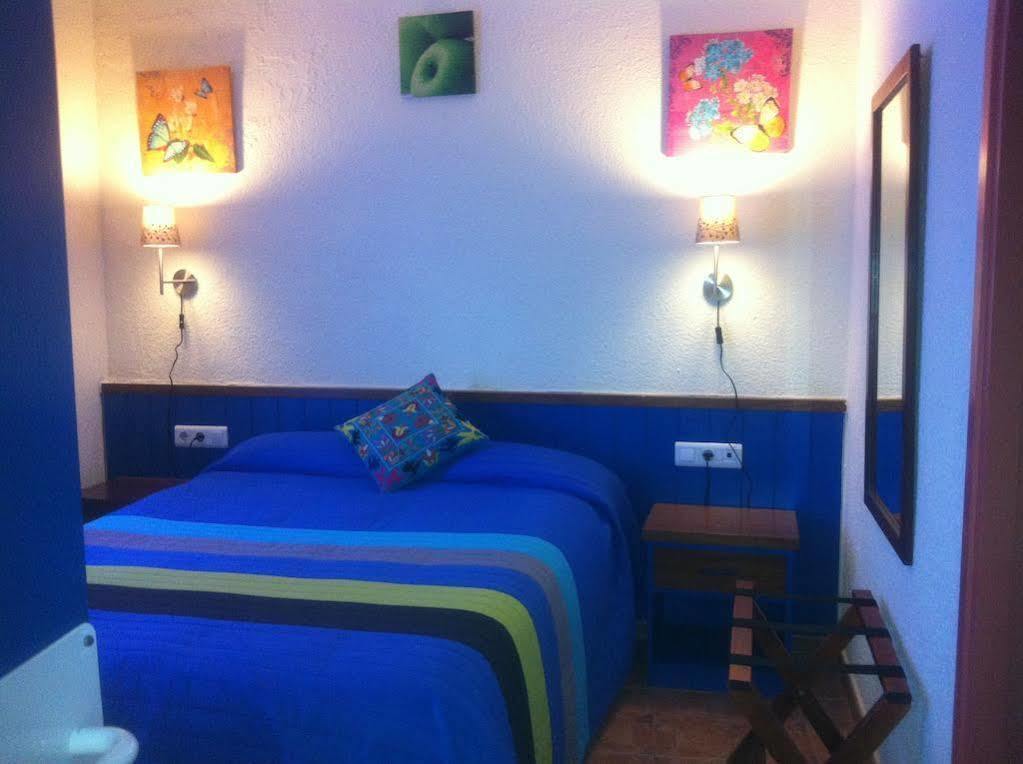 La Fonda Bed & Breakfast Cadaques Bagian luar foto